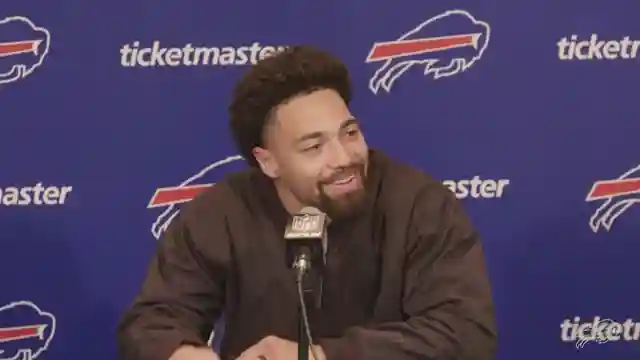 buffalo-bills-player-contract-signing-leadership-and-journey